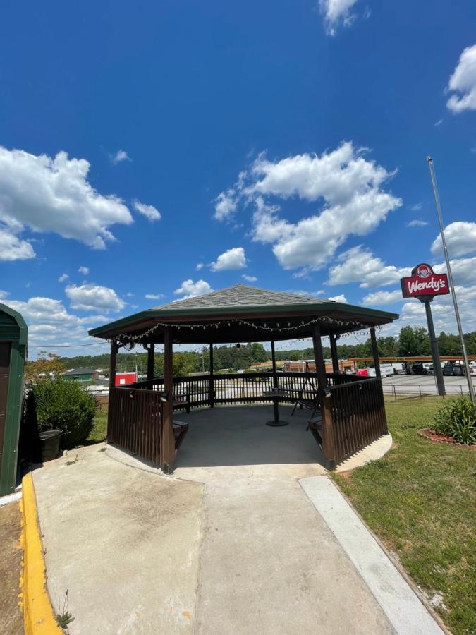 Garden Inn & Suites Hogansville Экстерьер фото