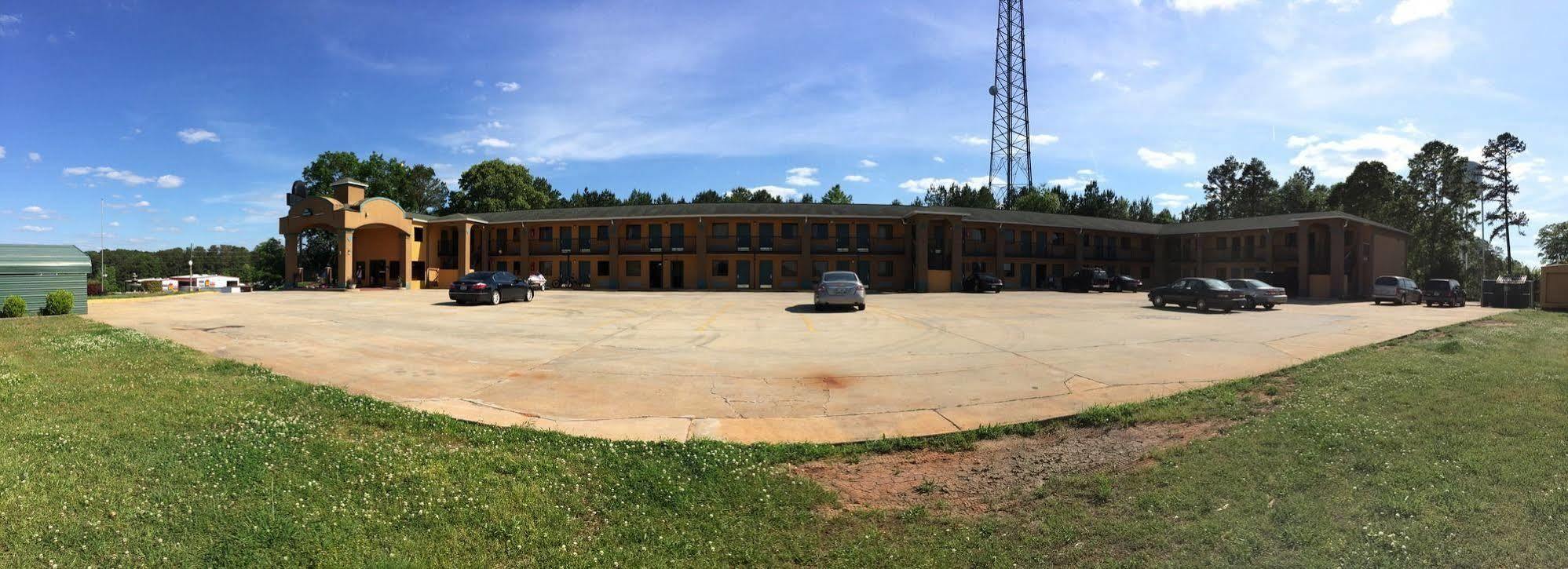 Garden Inn & Suites Hogansville Экстерьер фото